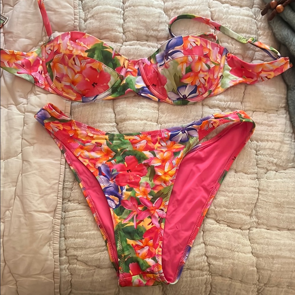437 Floral Bikini